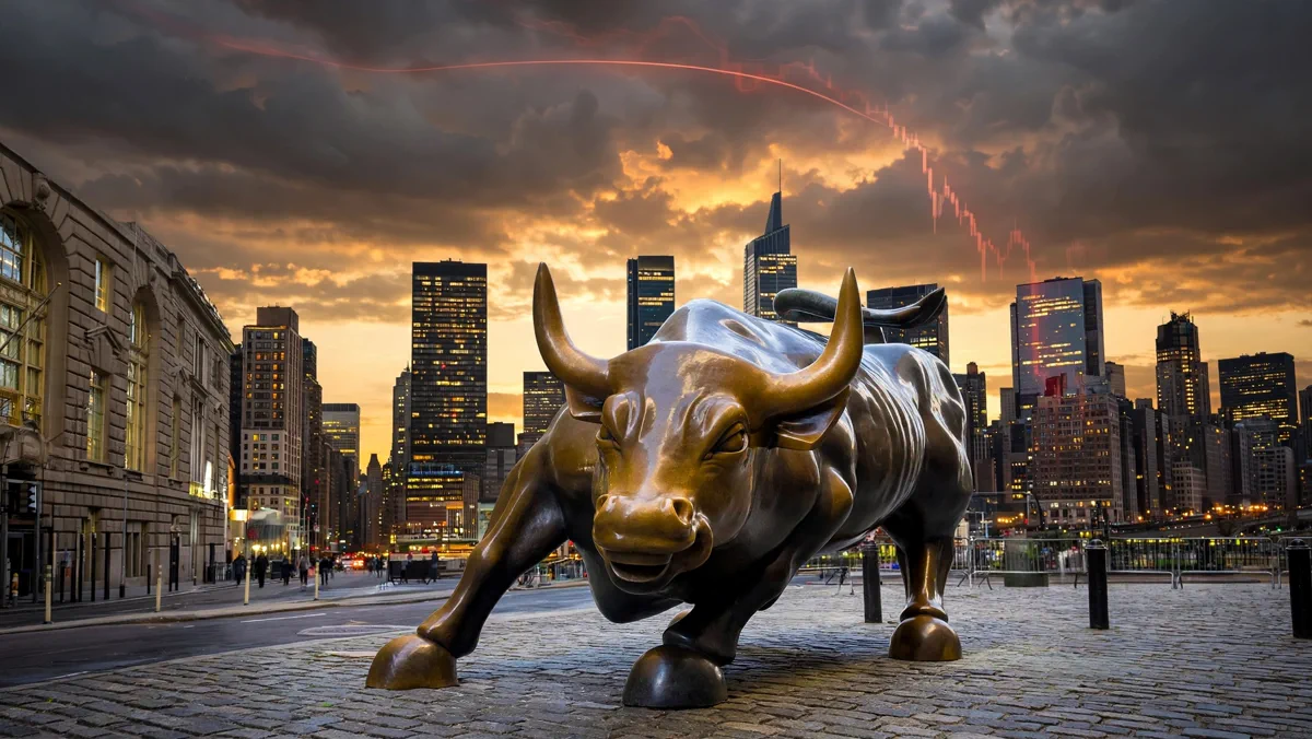The Wall Street bull statue at dusk under storm clouds shaped like a plunging red stock chart, symbolizing the simultaneous crash of gold, silver and Bitcoin
